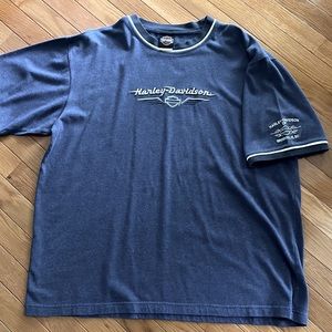 Men’s Harley Davison pullover XL.